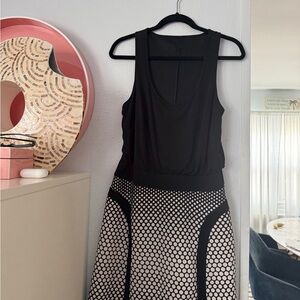 Stylish Black and White Sleeveless Dress